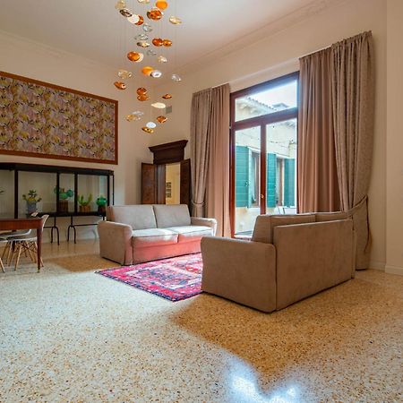 Ca' Longo Palace Damasco Venesia Bagian luar foto