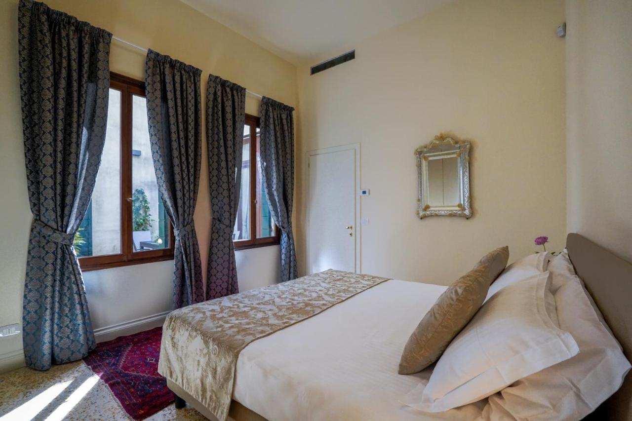 Ca' Longo Palace Damasco Venesia Bagian luar foto